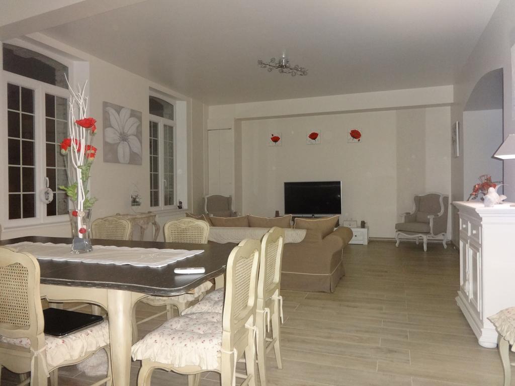 Un Parfum De Campagne Bed & Breakfast Meaulte Exterior photo